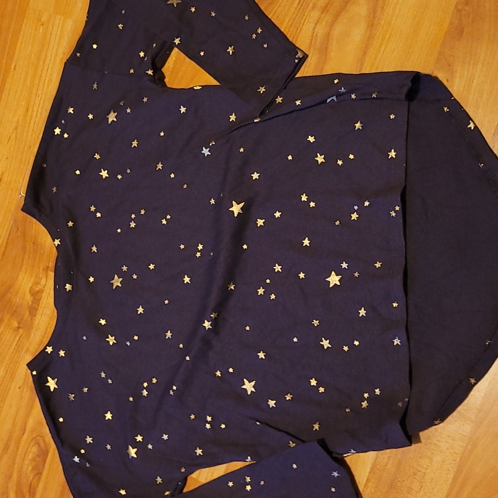Old navy tee